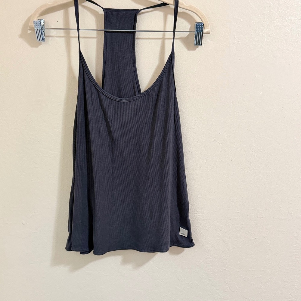 Vuori Ribbed Racerback Tank Top Gray Athletic Yoga Workout Athleisure size M
